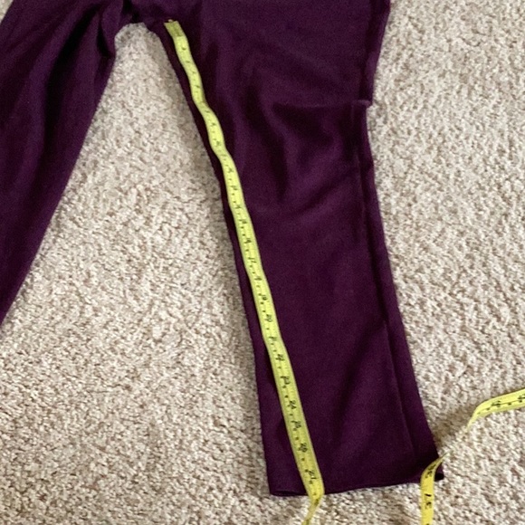 Like new DKNY pull on jeans size M - Picture 9 of 12